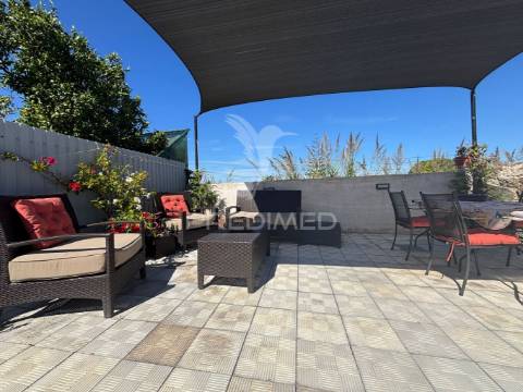 Moradia de charme com toques rústicos  t3