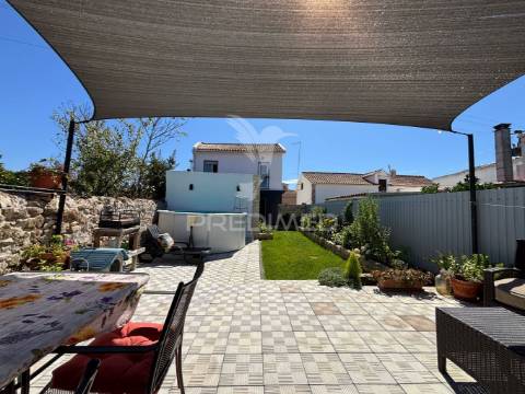 Moradia de charme com toques rústicos  t3