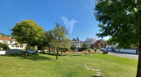 Lote para construção de moradia, localizado em abrantes.