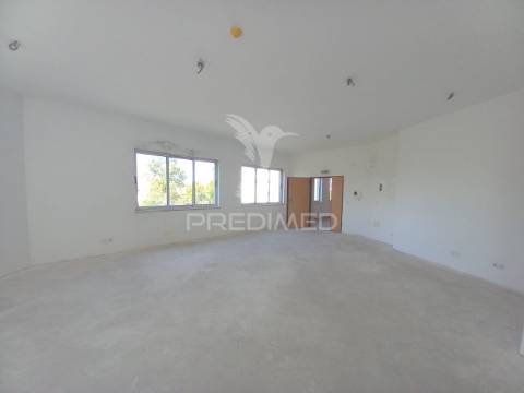 Escritório – urbanização dos plátanos, abrantes.