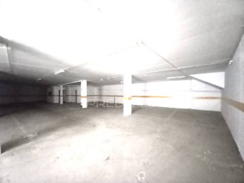 Escritório – urbanização dos plátanos, abrantes.