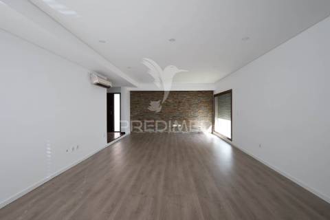 Moradia isolada t4 como nova