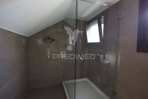 Moradia isolada t4 como nova