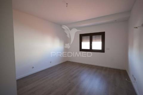 Moradia isolada t4 como nova