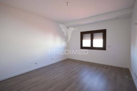 Moradia isolada t4 como nova