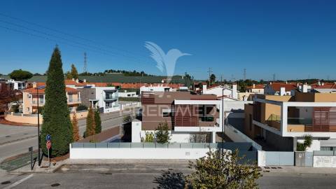 Moradia isolada t4 como nova