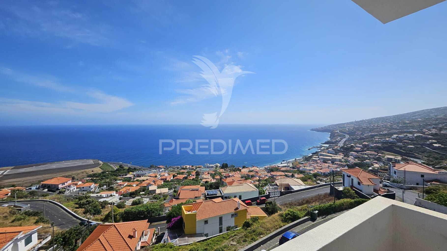 Apartamento t2 em santa cruz vista mar definitivo