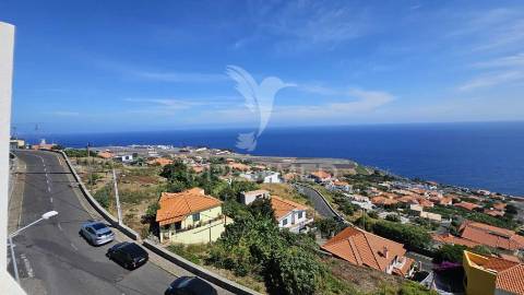 Apartamento t2 em santa cruz vista mar definitivo