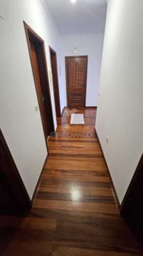 Apartamento t2 em santa cruz vista mar definitivo