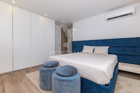 Apartamento t3 na urbanização da acrescentar em real