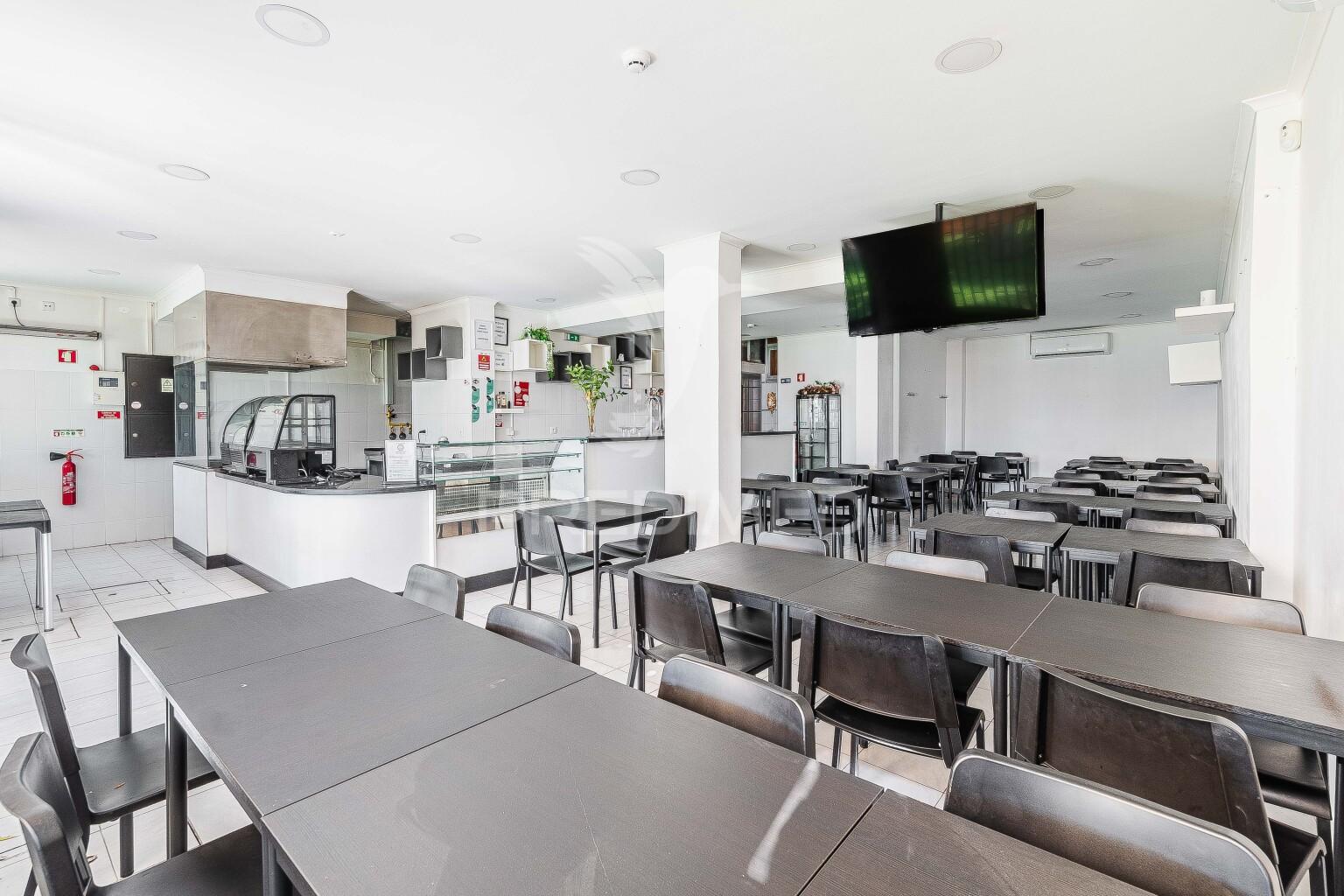 Restaurante / churrasqueira – para venda oportunidade de negócio na amadora