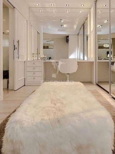 Moradia contemporânea t4 isolada sobreda