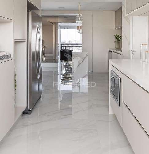 Moradia contemporânea t4 isolada sobreda