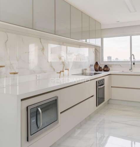 Moradia contemporânea t4 isolada sobreda