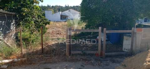 Imóvel c/ viabilidade de transformar p/ habitação  , bemposta- abrantes.