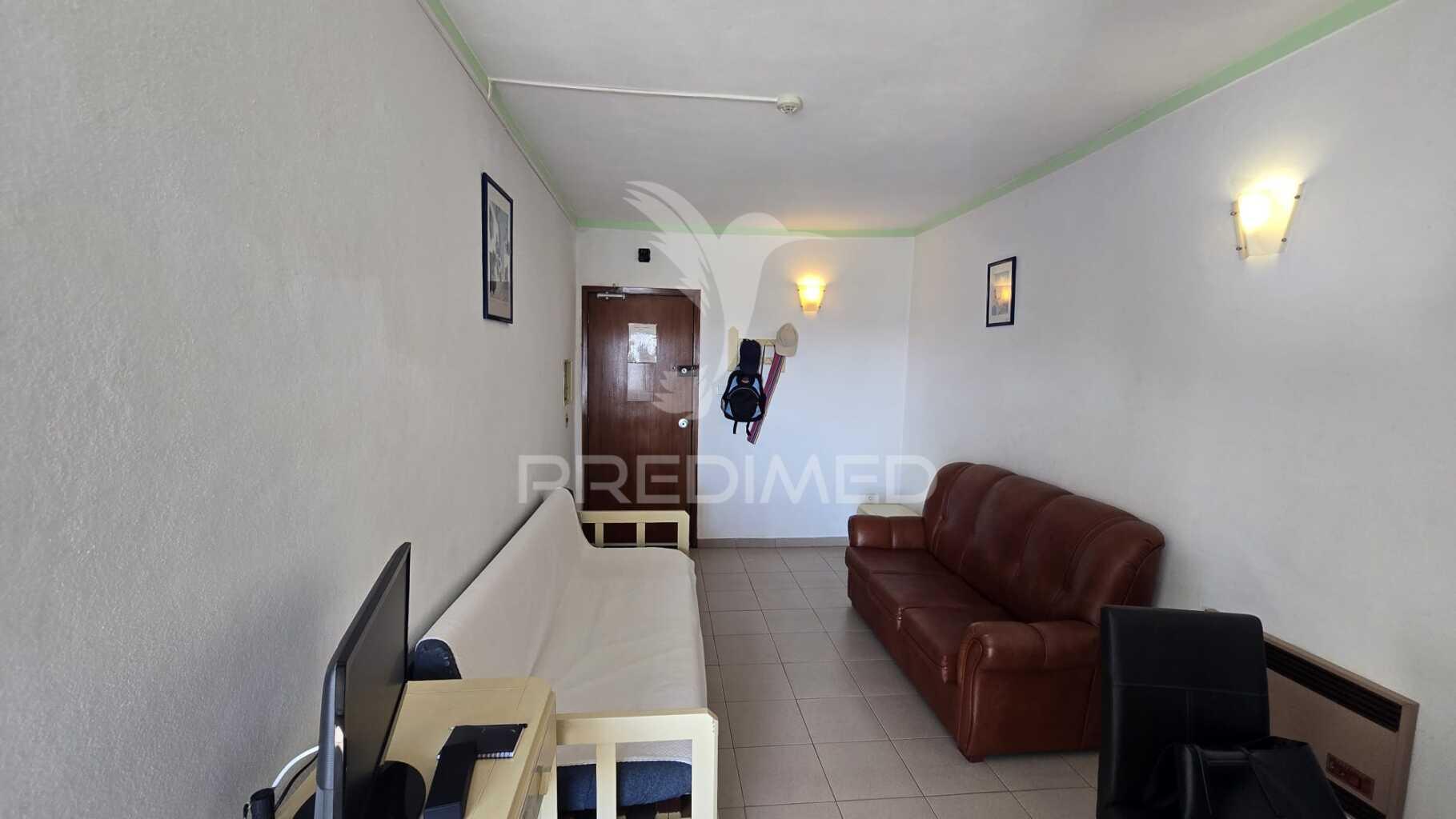 Apartamento t1 com vista desafogada para a marina de portimão – praia da rocha