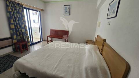 Apartamento t1 com vista desafogada para a marina de portimão – praia da rocha