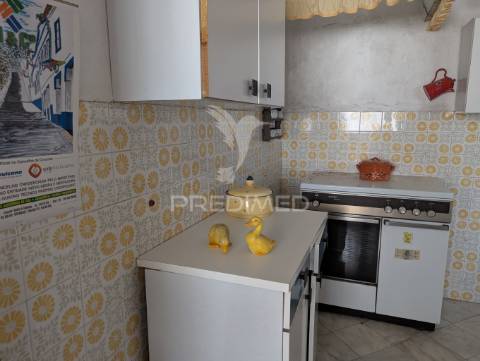 Moradia de rés de chão e 1 andar