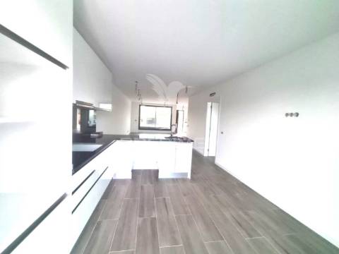 Moradia t4 tavira *novo*