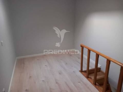 T2 renovado monte junto á universidade