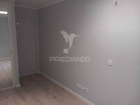 T2 renovado monte junto á universidade