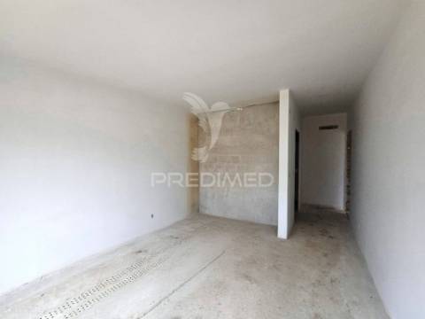 Moradia isolada t4, c/garagem, na qta. belavista, qta. anjo