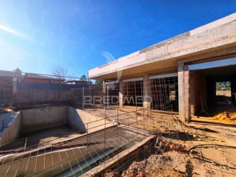 Moradia isolada t4, c/piscina e garagem, qta. marquesa iii