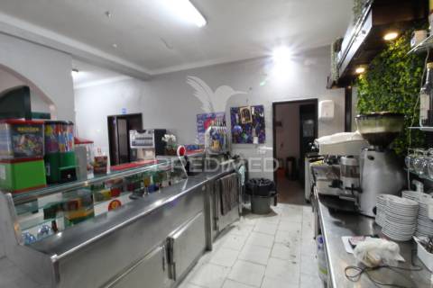 Trespasse de restaurante em salvaterra de magos