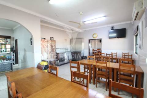 Trespasse de restaurante em salvaterra de magos