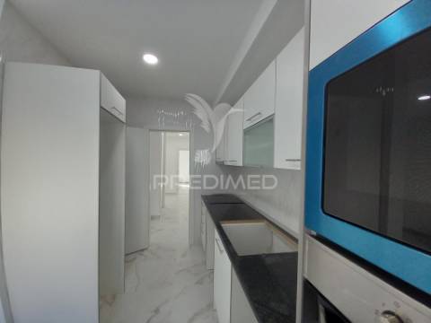 Fantastico t2 em cruz de pau