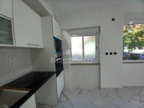 Fantastico t2 em cruz de pau