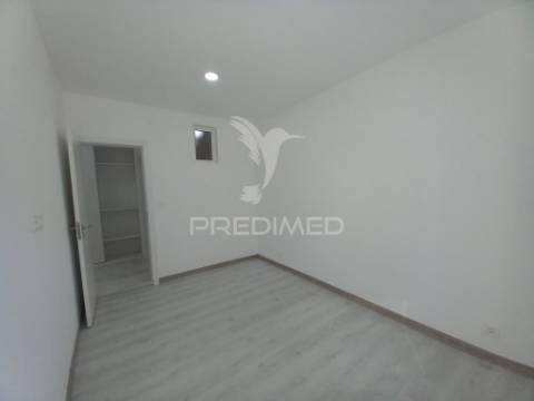 Fantastico t2 em cruz de pau