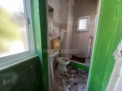 Apartamento t1 em remodelação – baixa da banheira