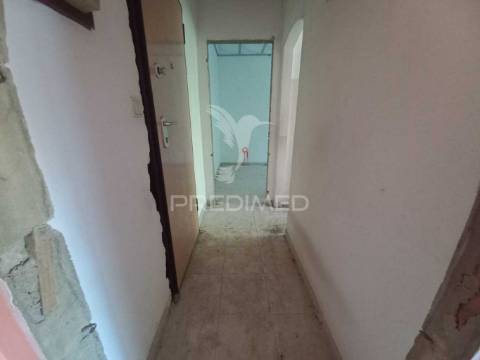 Apartamento t1 em remodelação – baixa da banheira