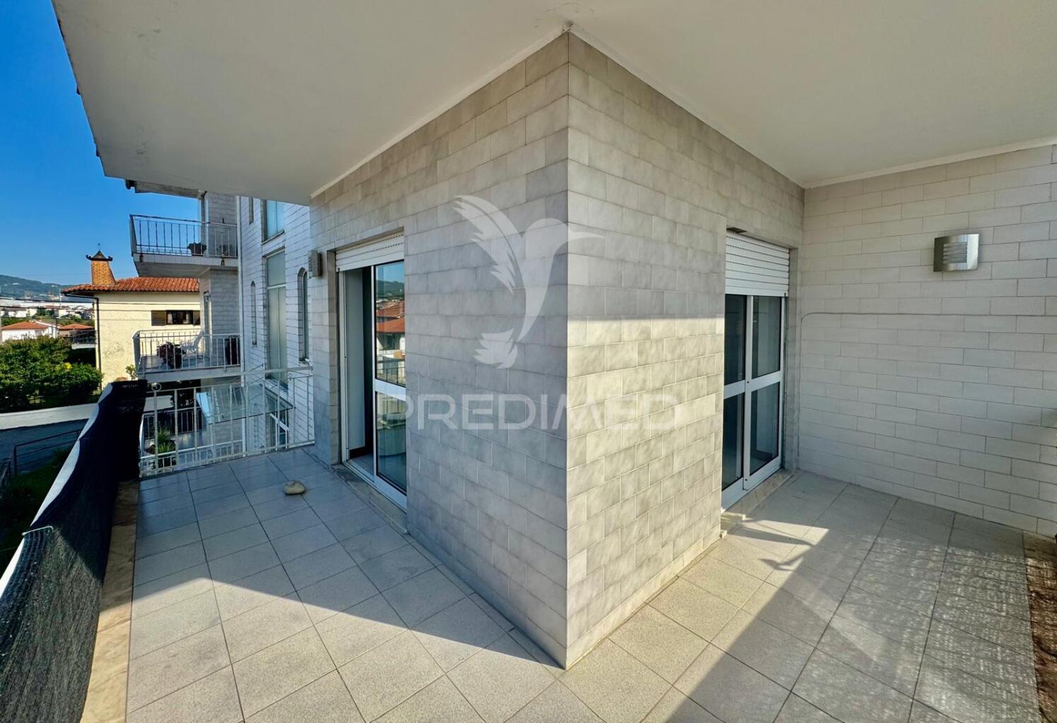 Apartamento t3- ponte guimarães