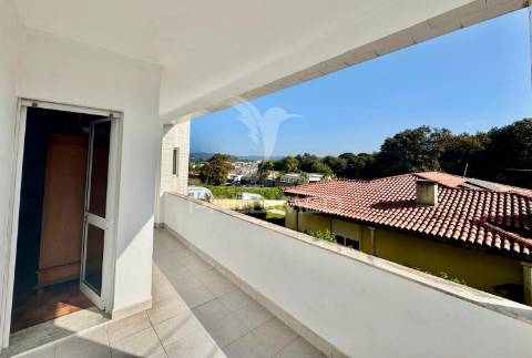 Apartamento t3- ponte guimarães