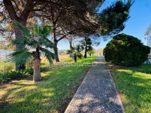 Moradia independente t6