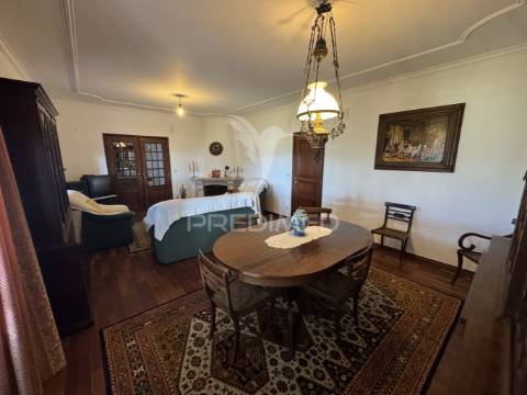 Moradia independente t6