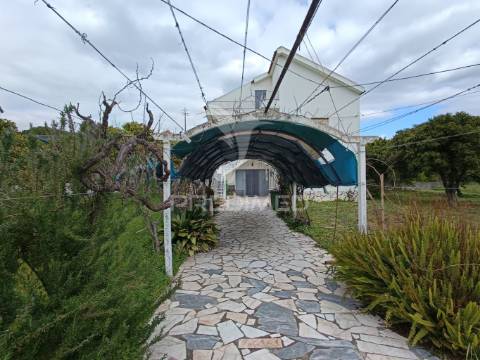 Moradia com licença de utilização em  augi já concluída