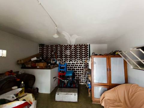 Moradia com licença de utilização em  augi já concluída