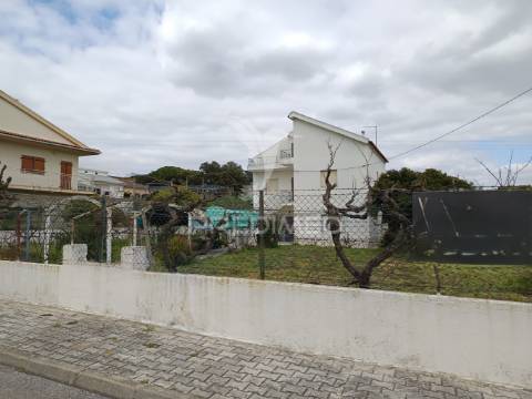 Moradia com licença de utilização em  augi já concluída