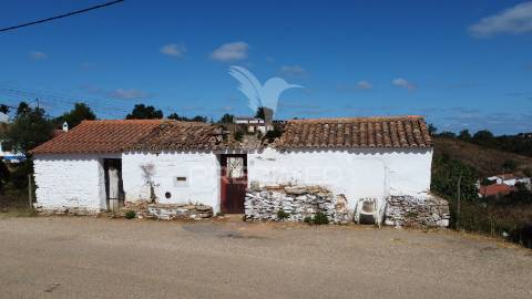 Ruína típica alentejana . odemira