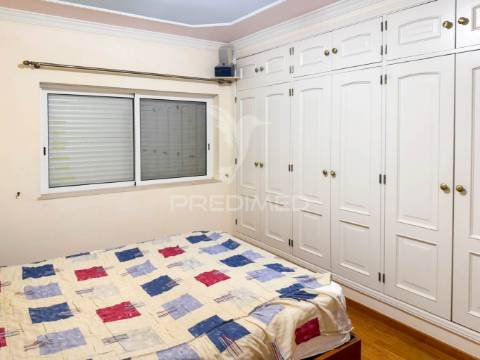 Moradia isolada t4 santa bárbara de nexe