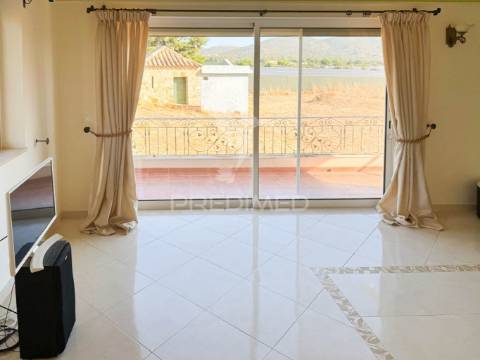 Moradia isolada t4 santa bárbara de nexe