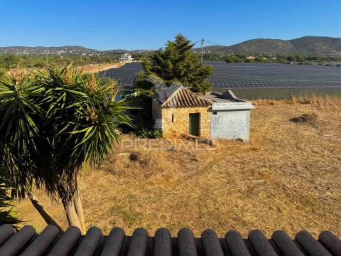 Moradia isolada t4 santa bárbara de nexe