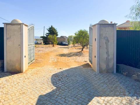 Moradia isolada t4 santa bárbara de nexe