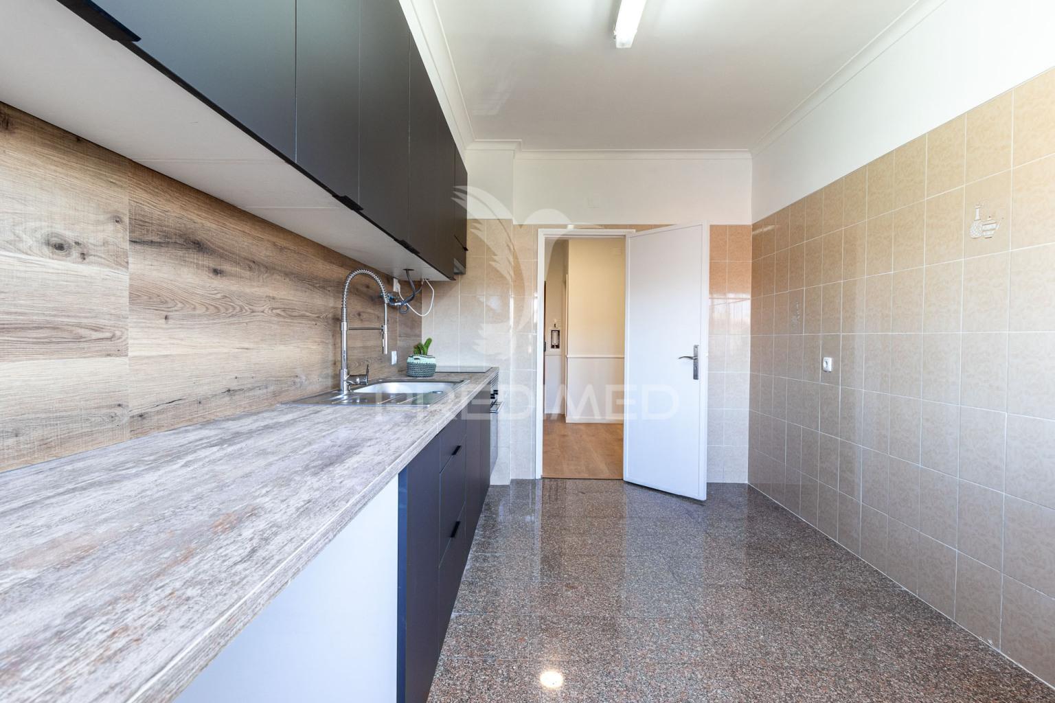 Apartamento t1 em mem martins