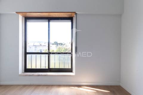 Apartamento t1 em mem martins