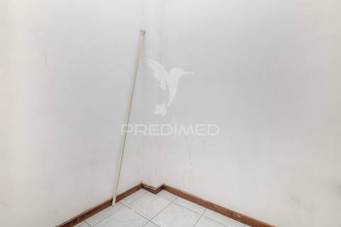 Apartamento t2+1 - rua conselheiro lobato