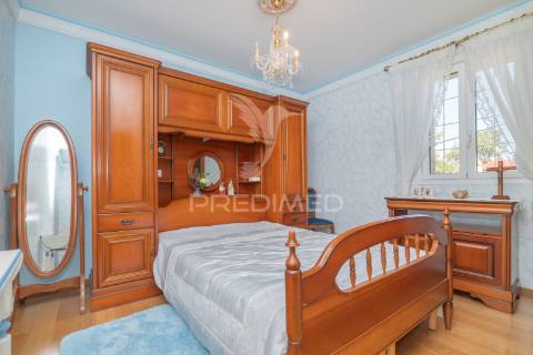 Moradia individual t5 de inspiração francesa – soito, sabugal